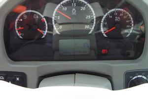 รถไถเดินตาม Vaaltra N114H ปี 2020 22 แรงม้า มือสอง สภาพดี ใช้งานได้ อะไหล่สำคัญ แบริ่ง เครื่องยนต์ มอเตอร์ เกียร์ ปั๊ม เกียร์บ็อกซ์ - Product Image 6