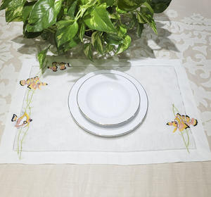 Vente en gros sur mesure Set de table et serviette de table poissons jaunes mignons brodés avec tapis ajouré en lin blanc Accueil Restaurant Événements - Product Image 4