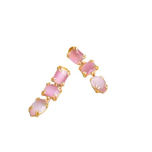 Boucles d'oreilles pendantes roses, fabricant de bijoux faits à la main, fournisseur indien et revendeur de bijoux de mode, boucles d'oreilles pendantes en cristal