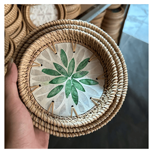 Plateau en rotin nacre, cadre en rotin avec incrustation de nacre pour servir des cocktails et des amuse-gueules lors d'événements, fabriqué au Vietnam - Product Image 5