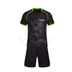 Uniforme de fútbol adulto para hombre de invierno de la mejor calidad con diseño personalizado 100% poliéster transpirable al mejor precio - Product Image 1