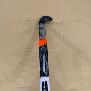 ไม้ฮอกกี้คาร์บอนไฟเบอร์คุณภาพสูง พร้อมโลโก้และสีที่ปรับแต่งได้ - บริการ OEM แบรนด์ส่วนตัว ราคาดีที่สุด สำหรับใช้งานกลางแจ้ง - Product Image 5