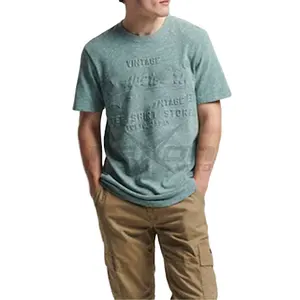 고품질 사용자 정의 최신 도착 짧은 소매 3d 양각 빈티지 로고 양각 티셔츠 압축 스포츠 T 셔츠 남자