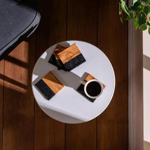 Ensemble de dessous de verre en bois et résine à base de velours, idéal pour les tasses à thé et les verres | Sous-verres de table à effet marbre pour les maisons élégantes - Product Image 4