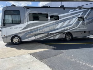 PROVEEDOR de Nuevas Caravanas de Gasolina Clase A Thor Wind Sport 29L 2026 en Venta - Product Image 5