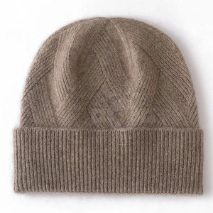 Street Ready Beanies Hat Soft Fabric Relaxed Fit Suitable For Cold Weather Travel And Casual Outfits - Product Image 2