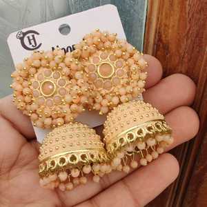 Pendientes Jhumki de calidad superior Pendientes ligeros perfectos para ropa informal y ropa occidental de Indo Jhumkis - Product Image 1