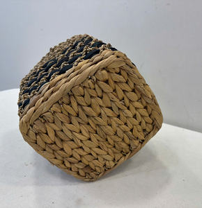 ตะกร้าเก็บของทรงสี่เหลี่ยมอเนกประสงค์ ทำจากผักตบชวา เป็นมิตรกับสิ่งแวดล้อม หรูหรา - Product Image 4