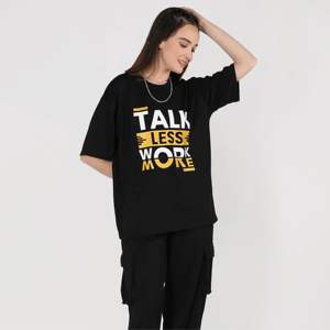 Conjunto elegante para mujer con parte superior e inferior a juego, ideal para un aspecto informal moderno - Product Image 1