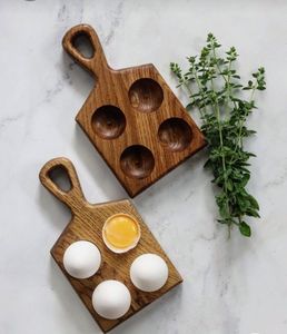 Porte-oeufs en bois massif fabriqué à la main pour le stockage de comptoir de cuisine rustique et le but d'affichage décoratif de ferme - Product Image 4