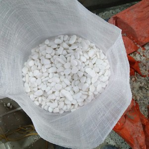 Super vente gravier blanc tout en galets aménagement paysager extérieur beaucoup de taille vente entière Vietnam exportant des galets de pierre 30-50 MM - Product Image 6