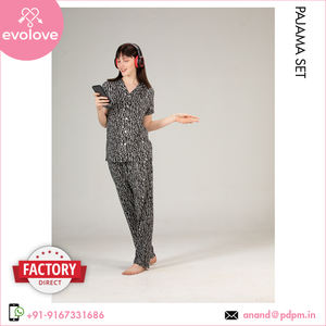 Conjunto de pijama de vestido de noche de mujer de media manga hecho de rayón suave lavado biológico para la temporada de verano disponible en cantidad a granel - Product Image 2