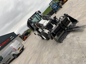 Chargeuse-pelleteuse sur pneus Hidromek 62SS Diesel 65 CV, mini-chargeuse |   Matériel de construction, d'aménagement paysager et agricole - Product Image 4