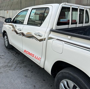 Véhicule Toyota Hilux blanc d'occasion - Product Image 5