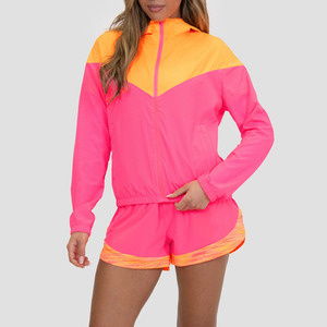 Ensemble de deux pièces avec logo personnalisé OEM Veste et short en nylon imperméable Survêtement vierge Ensembles courts coupe-vent pour femmes 2026 - Product Image 3