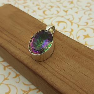 จี้พลอยโทแพซเจียระไนสีเงิน925พร้อมด้วยเพชรที่สง่างามไม่ซ้ำใครดีไซน์เครื่องประดับอัญมณีมีเสน่ห์พราว - Product Image 2