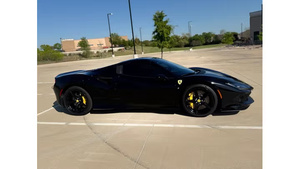 Ferrari F8 Spider 2022, poco usado. - Product Image 3