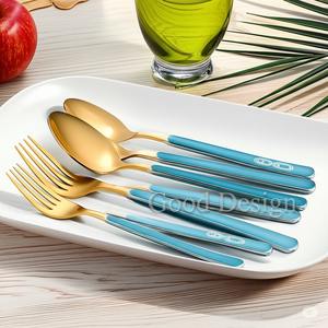 Nouveaux ensembles de couverts de luxe modernes en résine pour les mariages et ensemble de couverts en acier inoxydable pour la location de cadeaux d'affaires et le mariage - Product Image 1