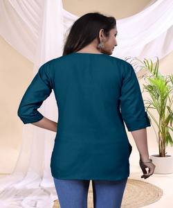 Blusa Elegante de Algodón con Botones Delanteros, Estilo Étnico, de Secado Rápido, para Uso Diario, Disponible en Color Verde Azulado - Product Image 3