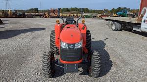 2021 pour L2501 4x4 tracteur à roues tracteur agricole avec moteur pompe robuste et roulement 24.8HP prêt à fonctionner - Product Image 3