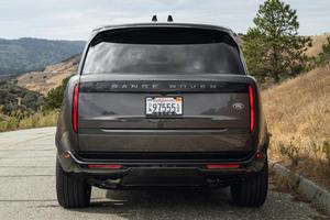 Range Rover First Edition 2022 Usado en Buen Estado, Motor V8 Biturbo de 523 hp - Product Image 3