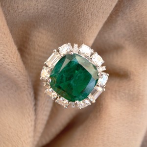Anillo Fino de Plata de Ley 925 con Esmeralda de Laboratorio, Joyería Delicada para Aniversario, Regalo de Boda, Compromiso, Chapado en Plata - Product Image 2