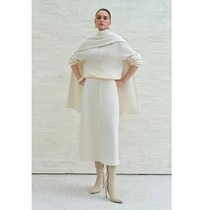 Service ODM Écharpe pour femme IVORY ESOL Écharpe longue unie blanche Écharpe d'hiver pour femme Vêtements de WhiteAnt - Product Image 1