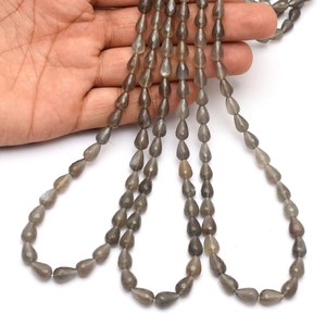 Piedras de luna grises AAA de 5x8mm-7x10mm, cuentas de briolette en forma de lágrima, piedras de luna naturales semipreciosas, gotas facetadas sueltas para joyería. - Product Image 1