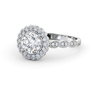 Bague de fiançailles pour femme en or rose 18 carats Vintage Halo floral Cluster Lab Grown Diamond Filigrane Milgrain IGI Certifié pour les fêtes - Product Image 3