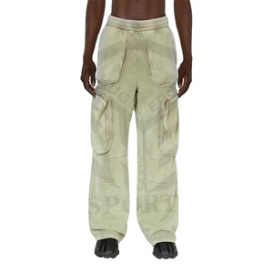 Pantalones Cargo Personalizados y Elegantes, Pantalones Deportivos Apilados, Pantalones Cargo Cómodos para Hombre Hechos por Huge Edge Sports. - Product Image 1