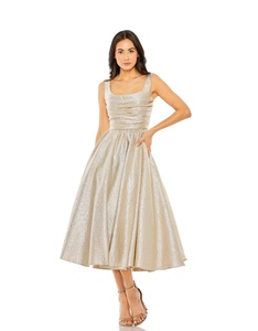 ชุดเดรสปาร์ตี้สไตล์ Gatsby สีขาวแพลตตินัมกระโปรงยาวถึงสีชาประดับด้วยคริสตัลผ้าเครปสไตล์เซ็กซี่ - Product Image 3