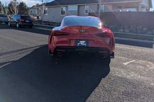 Toyota GR Supra 2.0 2021, nouvelle boîte automatique, intérieur sombre, pneus R20, caméra, toit ouvrant panoramique, à vendre - Product Image 4