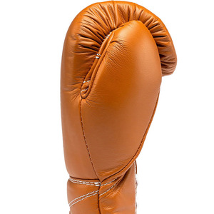 Gants de boxe et de kickboxing Sanda professionnels de haute qualité pour adultes, fermeture à lacets, respirants, légers, en cuir, avec poignées. - Product Image 5