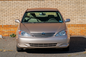 La Mejor Oferta: Camry LE 2003 - Sedán Mediano Automático con Tracción Delantera, Vehículo Diario Confiable en Buenas Condiciones, Listo para Exportar - Product Image 3