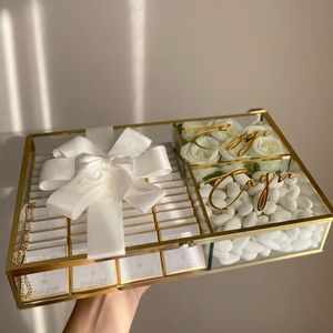 Caja de Joyería de Vidrio Ecológica Hecha a Mano con un Acabado Dorado de Lujo, Personalizable para un Almacenamiento y Exhibición Óptimos - Product Image 1