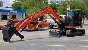 Tractor de Ruedas Kubota KX080-5 2026, 3000 kg, 2001-4000 Horas - Product Image 6