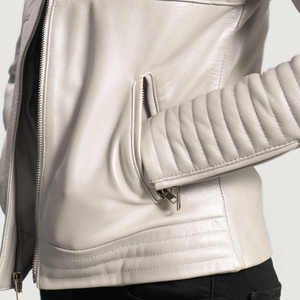 Veste en cuir classique pour femmes Vêtement d'extérieur haut de gamme Conçu pour le confort, la durabilité et la mode intemporelle - Product Image 5