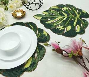 ที่ชาร์จลูกปัดแบบแฮนด์เมดสุดหรูสำหรับการรับประทานอาหารการตกแต่งวันหยุดที่ไม่เหมือนใคร - Product Image 1