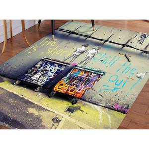 Tapis en chenille Banksy 'Life is Short' - Tapis antidérapant Street Art - Product Image 2