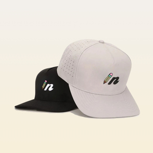 Gorra de golf al por mayor de fábrica con logo personalizado, 5 paneles, perforaciones láser, ojales de ventilación, gorra snapback casual ajustable, Vietnam - Product Image 2