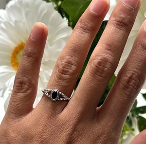 Bague en onyx noir de style vintage en argent sterling 925 bijoux en pierres précieuses faits à la main Boho Design cadeau élégant pour les femmes - Product Image 1