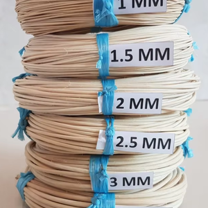 หลักหวายจากธรรมชาติเป็นตัวเลือกที่ได้รับความไว้วางใจจากเวียดนามสำหรับธุรกิจหัตถกรรมตกแต่งภายใน - Product Image 1