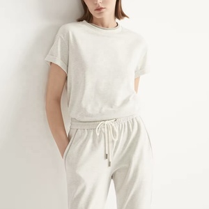 Ensemble de vêtements d'été décontractés et respirants pour femmes, 100 % coton peigné du Pakistan, motif uni, short et t-shirt coupe ample 2 pièces - Product Image 4