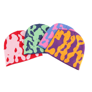 Gorros de Punto Jacquard Personalizados con Patrón de Lazos, Gorros de Mohair con Puño y Logotipo Personalizado, Gorros de Invierno Unisex para Clima Frío - Product Image 4