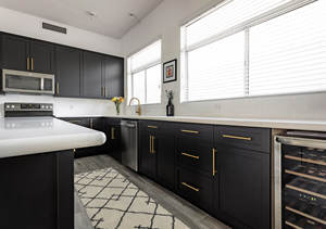 Armoires de cuisine de style moderne européen 2025, ultra-vente, en MDF massif, finition laquée, résistantes à l'eau, écologiques, nouveau style - Product Image 2