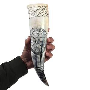 Cuerno Vikingo Auténtico para Beber, Artesanía Natural para la Estética - Product Image 1