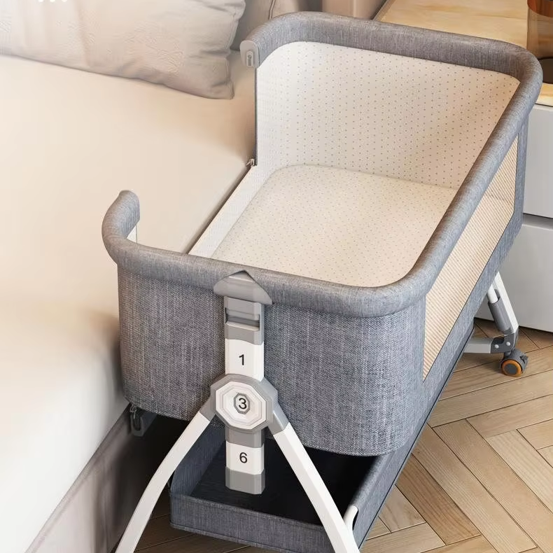 European Style Movable Baby Crib – Foldable Baby Cradle Bed with Widened Safety Splicing Design for Newborns & Kids
