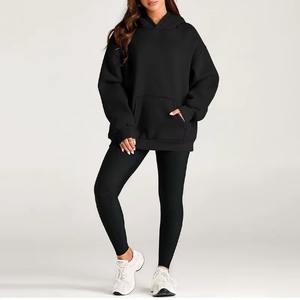Vente en gros Ensemble streetwear 2 pièces en coton personnalisé Épaule tombante Pantalon de survêtement à capuche surdimensionné Hauts courts Essentiels d'hiver solides - Product Image 3