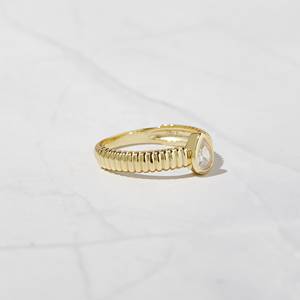 Anillos de Boda con Bisel de Última Moda, Plata de Ley 925, Circonita Cúbica Personalizada, Anillos de Alta Calidad para Mujer - Product Image 1