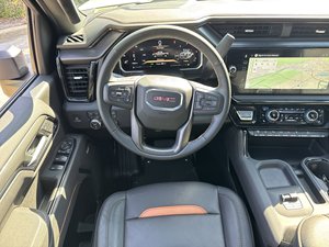 Usado, en Buen Estado, 2026 GM C Sierra 3500HD AT4, Diésel Turboalimentado, V8 6.6L, 4WD - Product Image 5